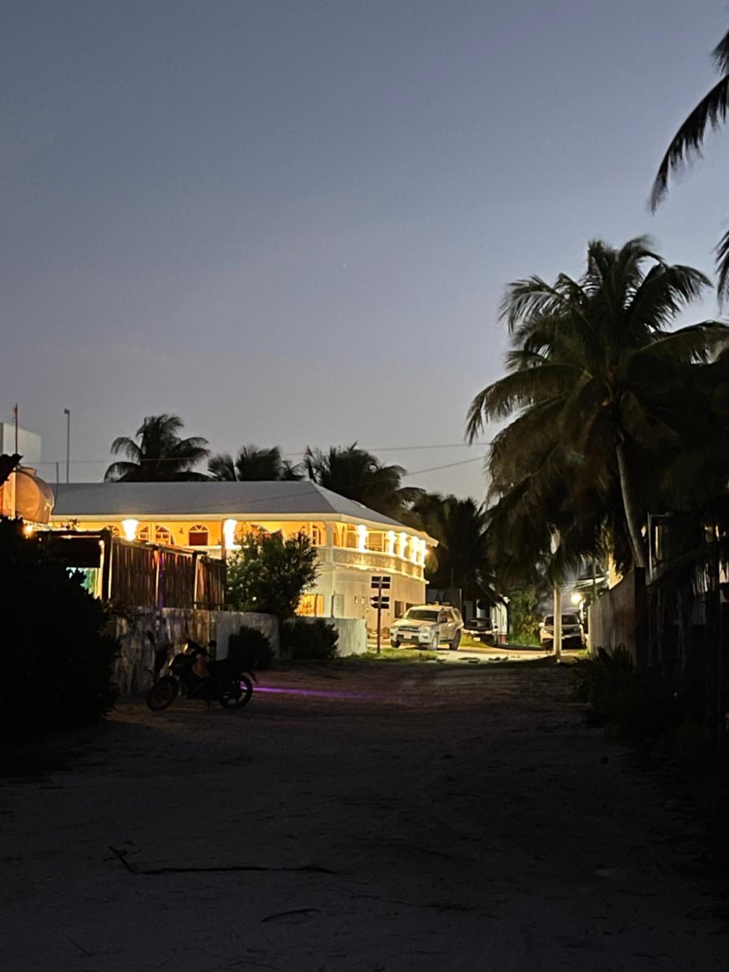 Casa Gajah Hotإل كويو المظهر الخارجي الصورة